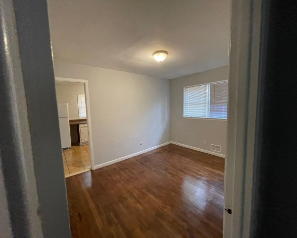 350 Brooks Ave SW, Atlanta, Georgia 30310, 3 Bedrooms Bedrooms, 0 ,1 BathroomBathrooms,House,Sold,Brooks,0,1001