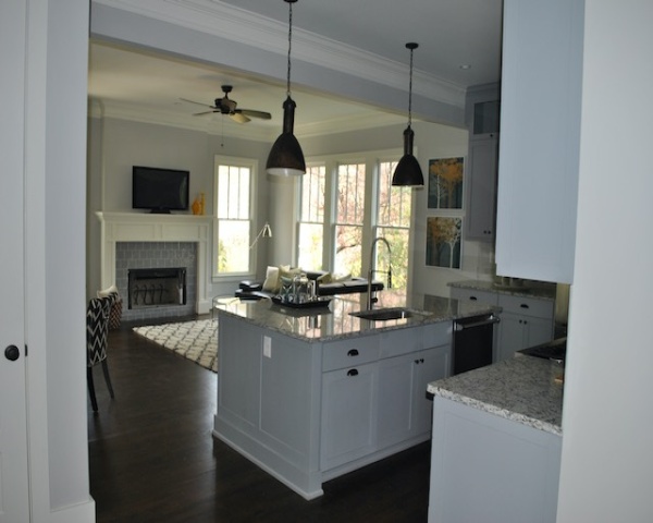 124 E Pharr Rd, Decatur, Georgia 30030, 5 Bedrooms Bedrooms, 0 ,3 BathroomsBathrooms,House,Sold,E Pharr,0,1026