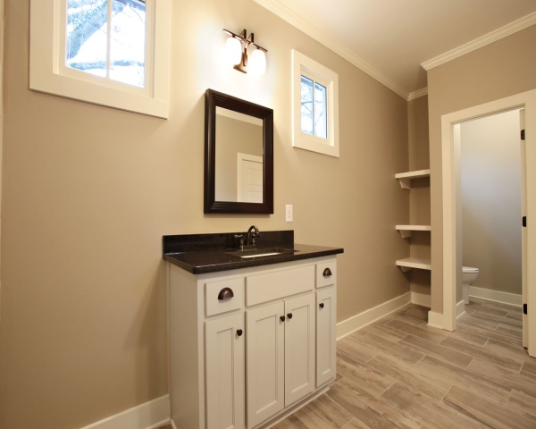 1380 Oldfield Rd, Decatur, Georgia 30030, 5 Bedrooms Bedrooms, 0 ,3 BathroomsBathrooms,House,Sold,Oldfield,0,1033