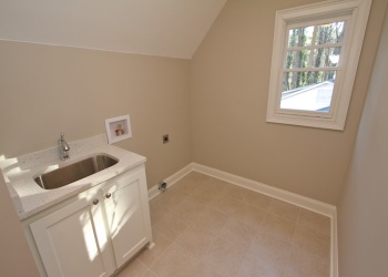 2116 Meadowcliff Dr NE, Atlanta, Georgia 30345, 5 Bedrooms Bedrooms, 0 ,4 BathroomsBathrooms,House,Sold,Meadowcliff,0,1036