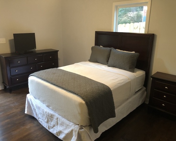 839 Rochelle Dr SW, Atlanta, Georgia 30310, 4 Bedrooms Bedrooms, 0 ,3 BathroomsBathrooms,House,Sold,Rochelle,0,1044