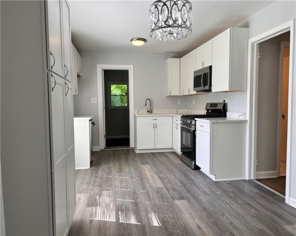 2135 Niskey Lake Rd SW, Atlanta, Georgia 30331, 4 Bedrooms Bedrooms, 0 ,2 BathroomsBathrooms,House,For Sale,Niskey Lake,0,1071