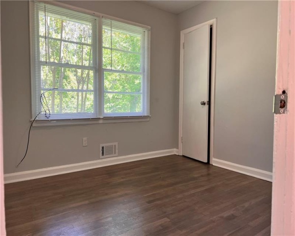 2135 Niskey Lake Rd SW, Atlanta, Georgia 30331, 4 Bedrooms Bedrooms, 0 ,2 BathroomsBathrooms,House,For Sale,Niskey Lake,0,1071